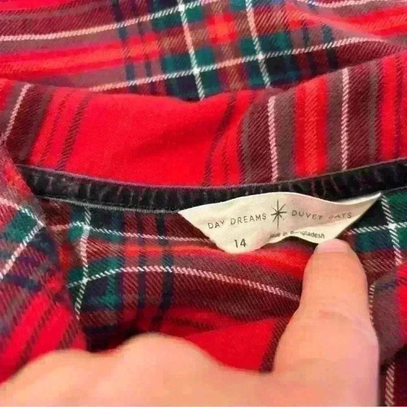 Day dreams duvet days plaid woman’s sleep gown/shirt size 14 - Picture 4 of 4